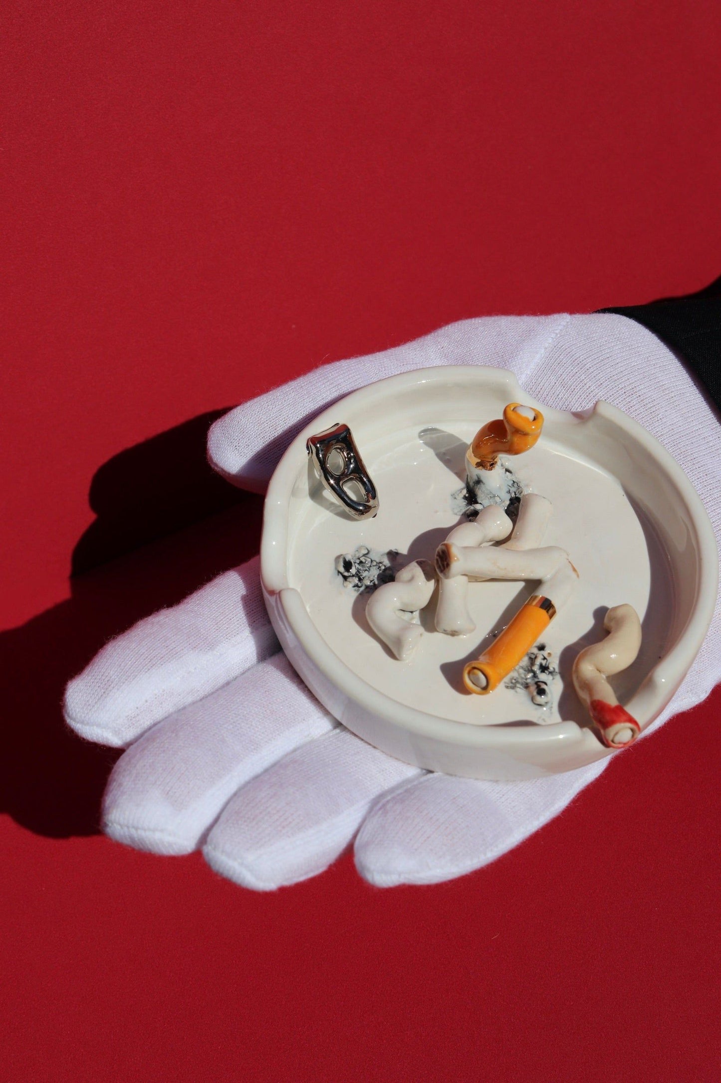 Ciggy's in the Sun Ashtray