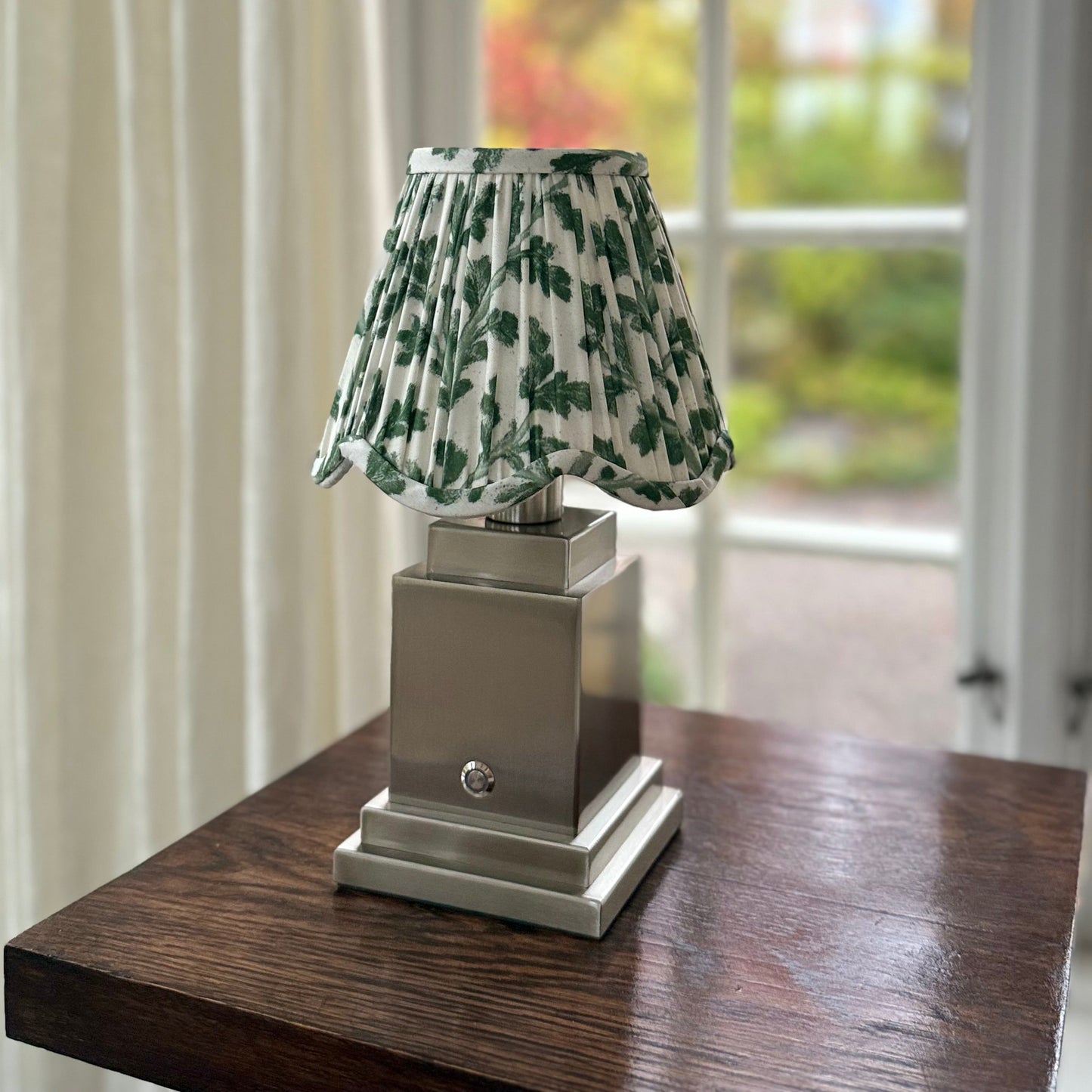 Athena Silver Rechargeable Table Lamp (Botanica Scallop)