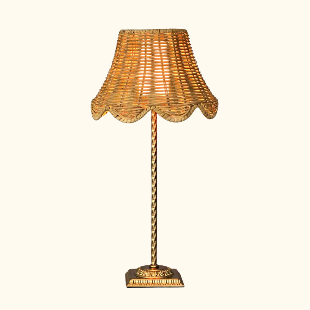 Elle Lamp Rattan Scallop