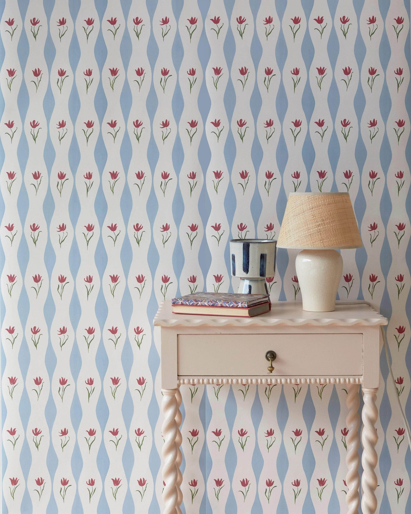 Tulip Wave Wallpaper, Sky