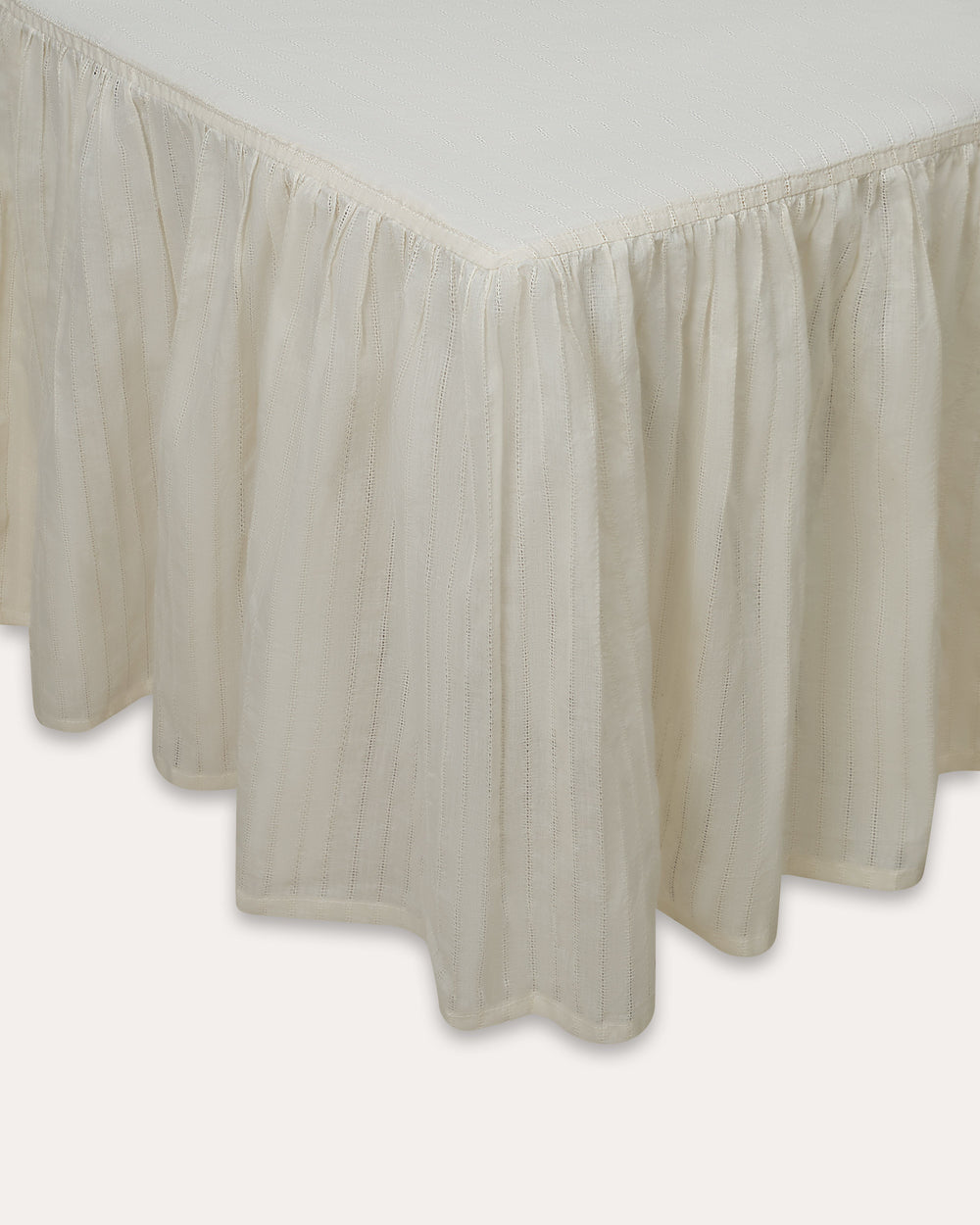 The Valance in Daisy