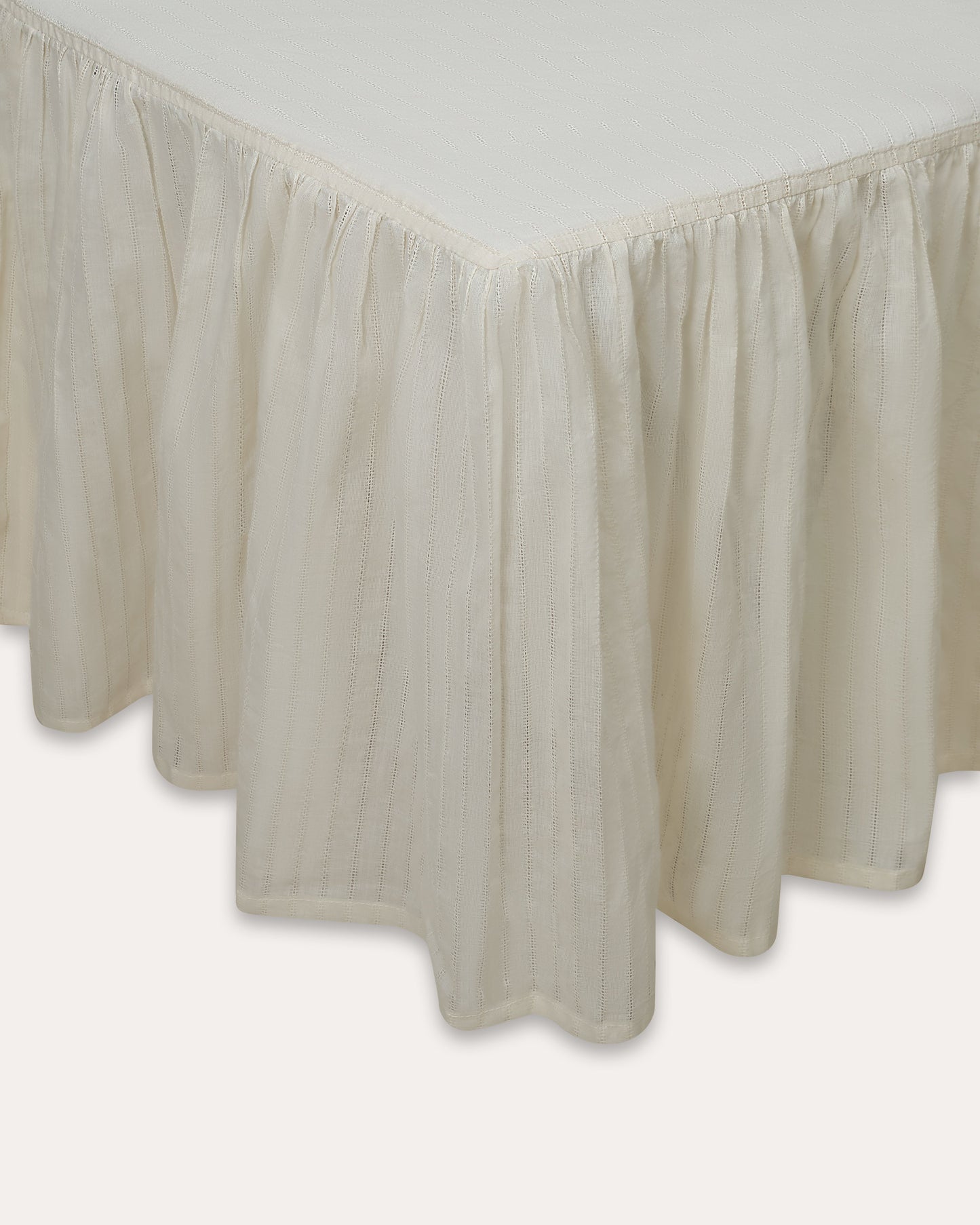 The Valance in Daisy