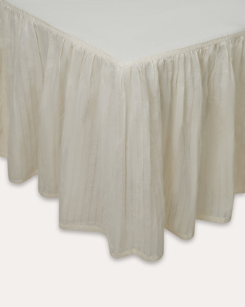 The Valance in Daisy