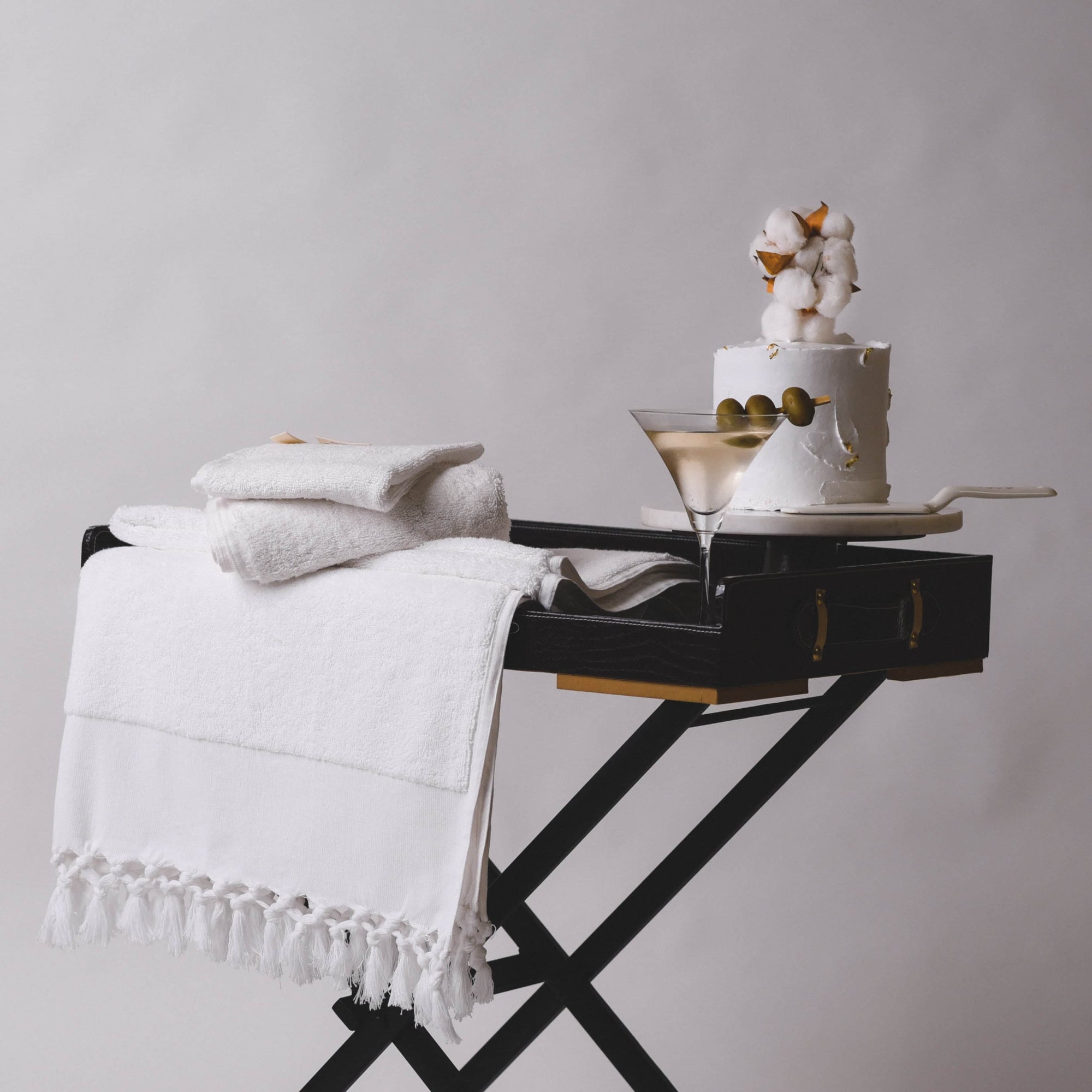 Plush & Bare Pure Cotton Bath Towel In White