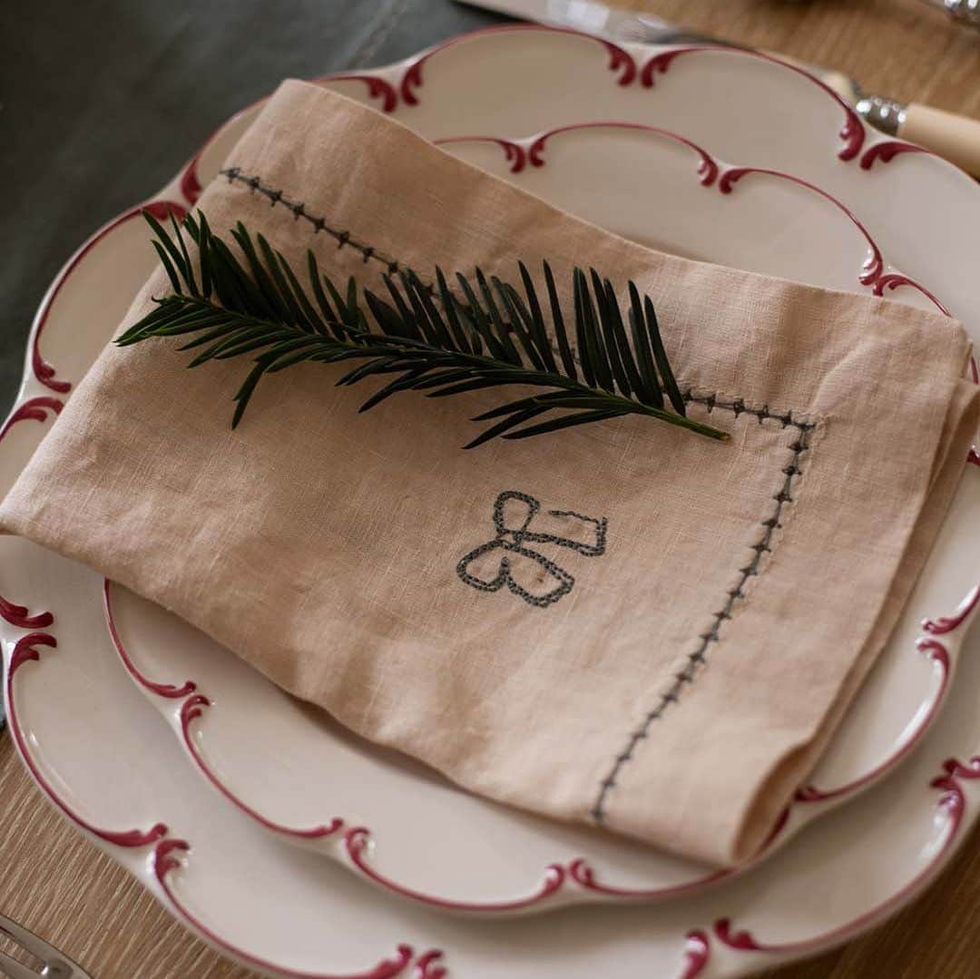 Embroidered Linen Napkins, Set of 2 - Natural