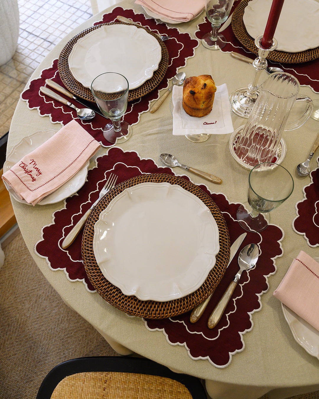 Esmeralda Placemat, Bordeaux with White