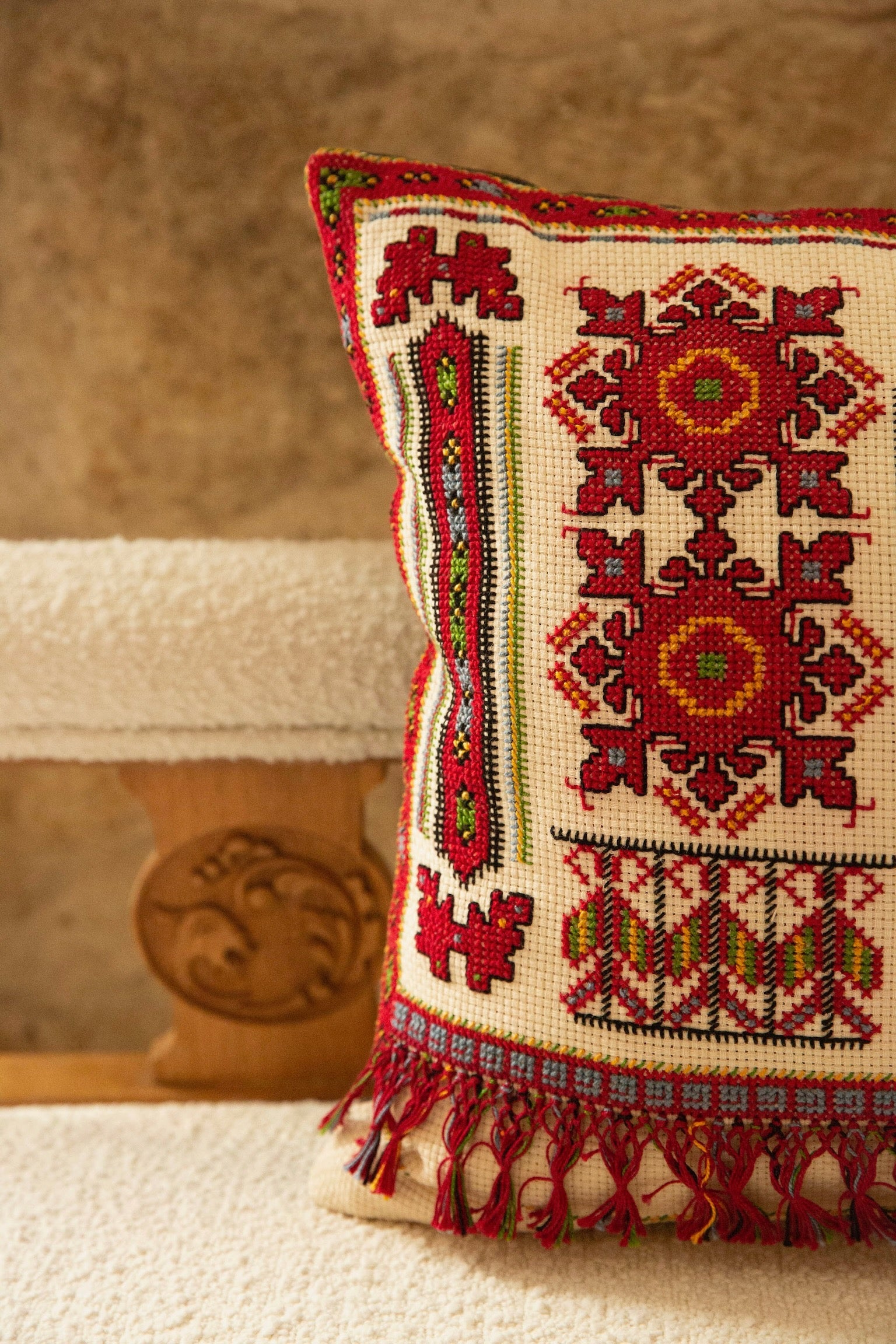 The Evia Vintage Pillow