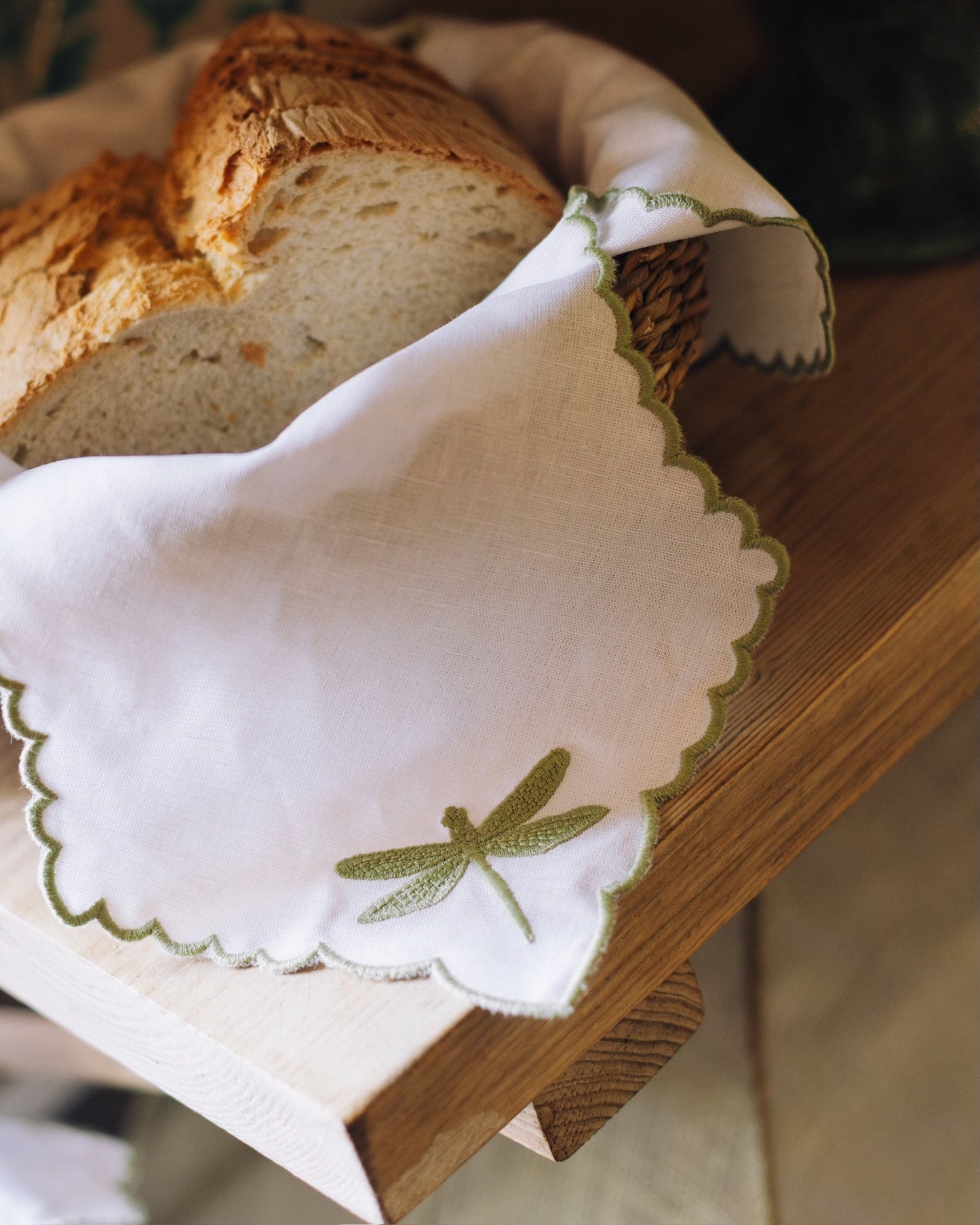 Libelinhas IEA Bread Basket Cloth, White with Green
