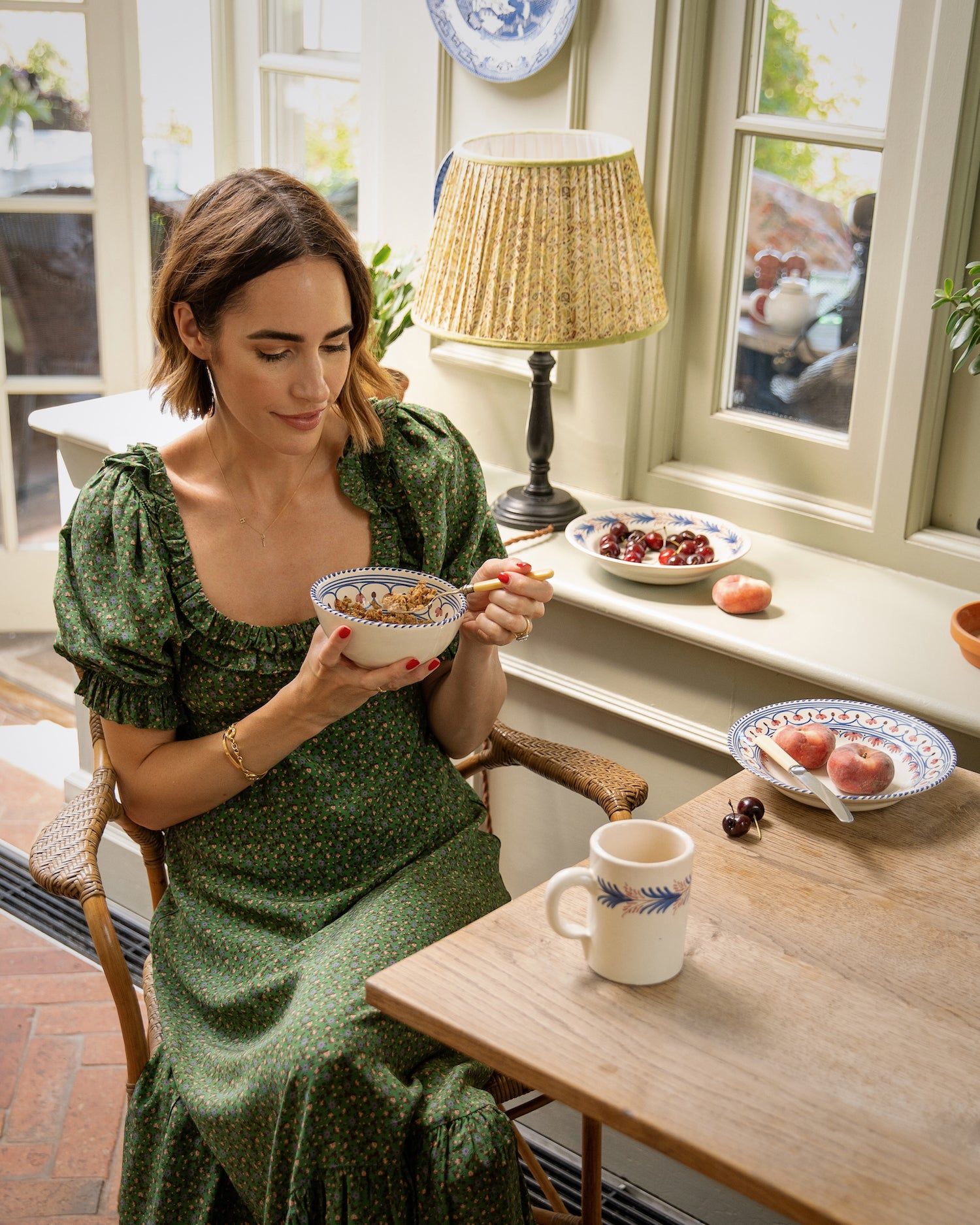 Honor Small Bowl (Set of 4)