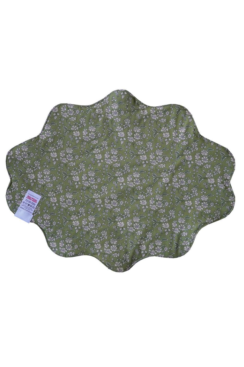 Reversible Wavy Placemat made with Liberty Fabric BETSY STAR & CAPEL PISTACHIO