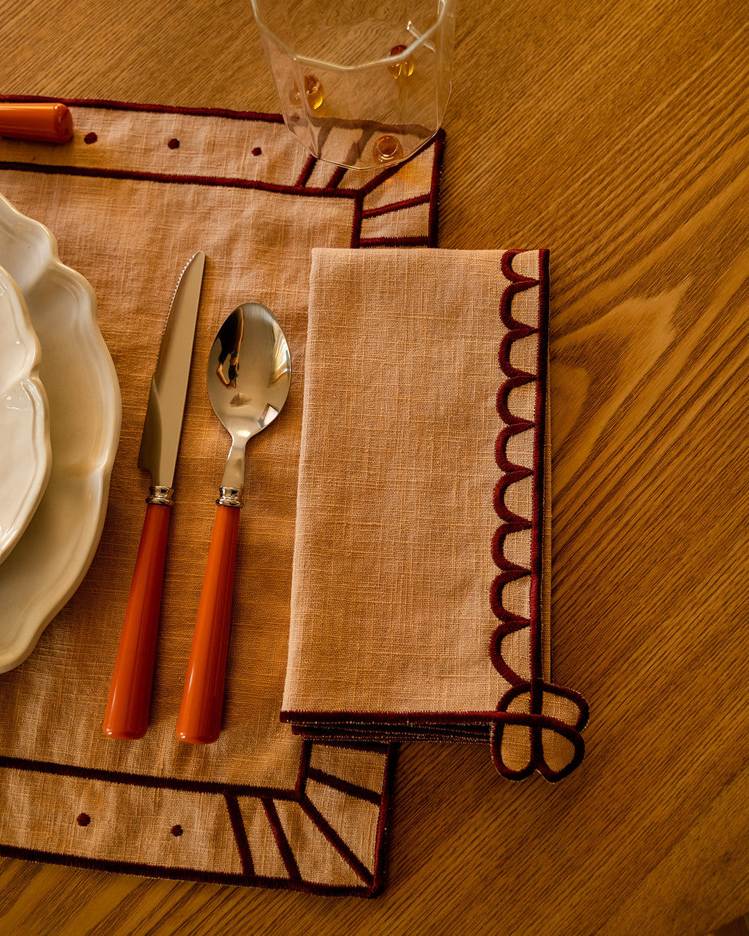 Belle Nuit Napkin, Salmon with Bordeaux