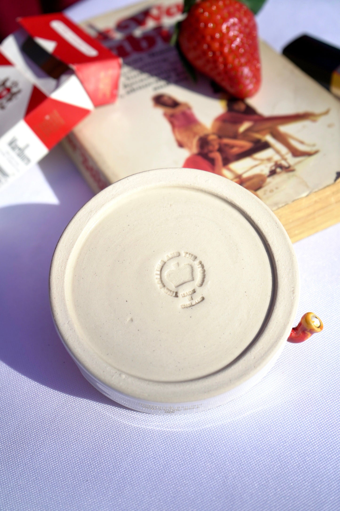 Beere & Kisses Ashtray
