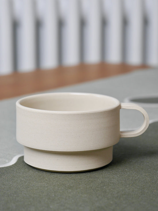 Angular Mug, Chalk
