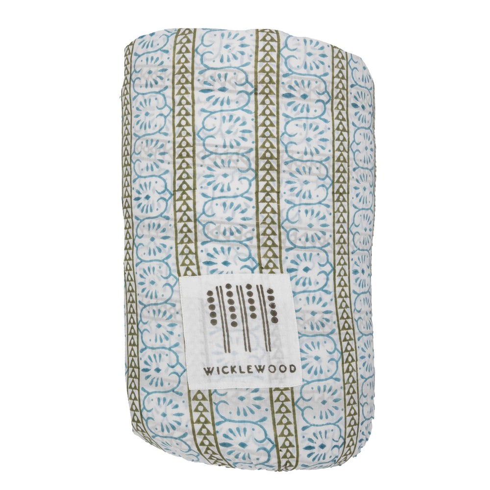 Single Azalea Quilt Blue Green
