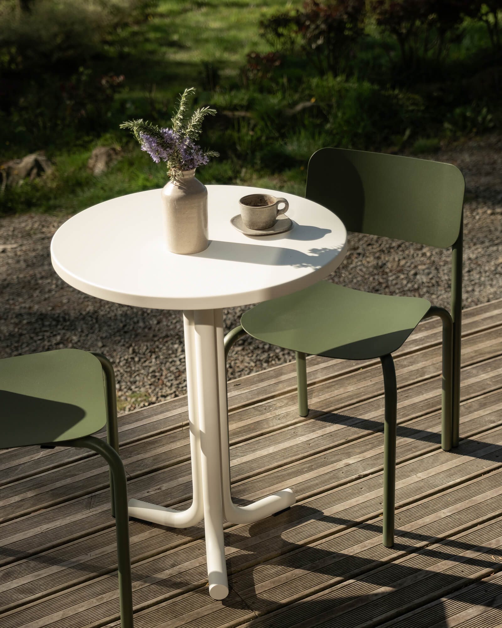 Nokk Cáfe Table