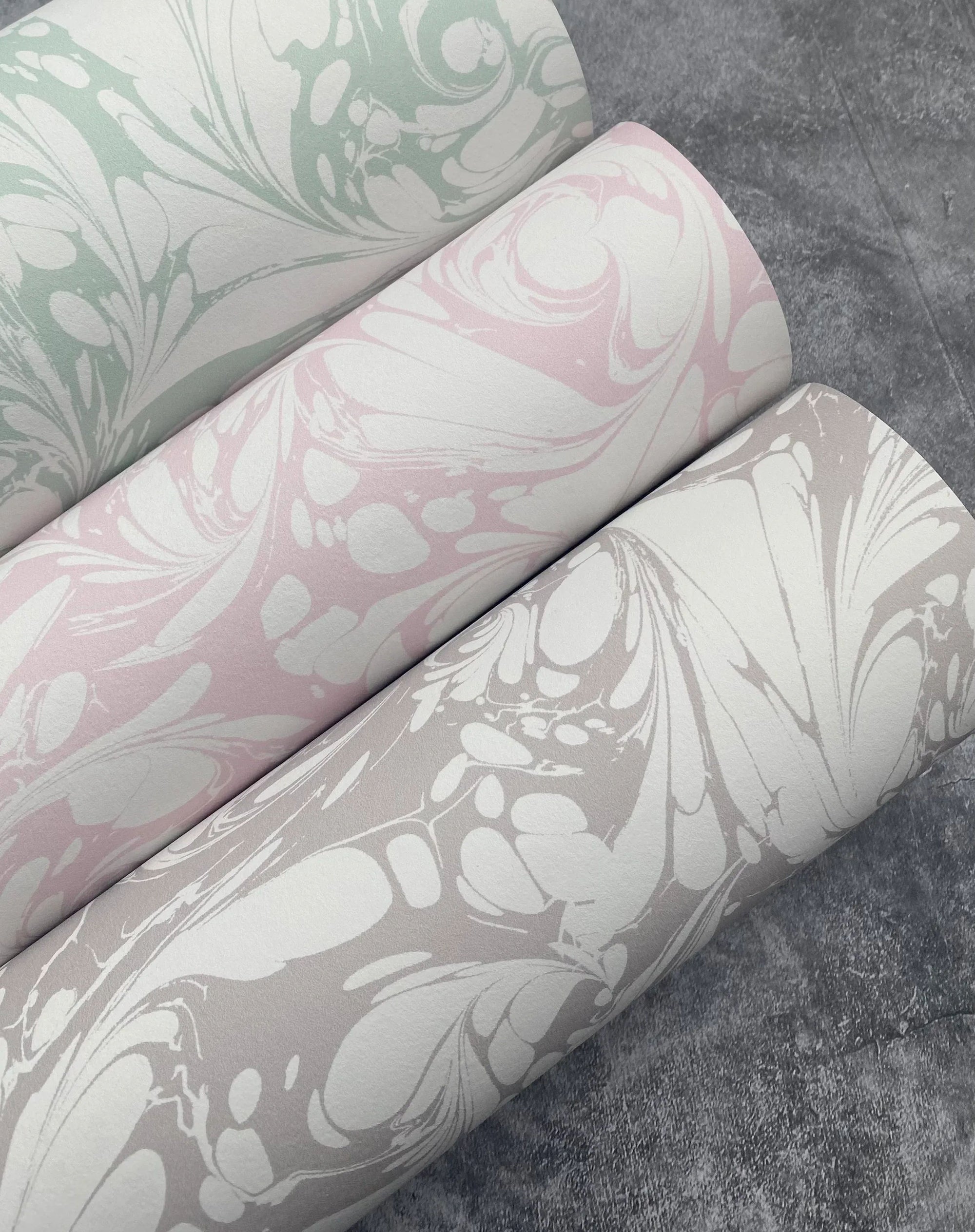 Marbled Wallpaper - 'Flourish' Col: Silver Ghost - Eco Non-Woven
