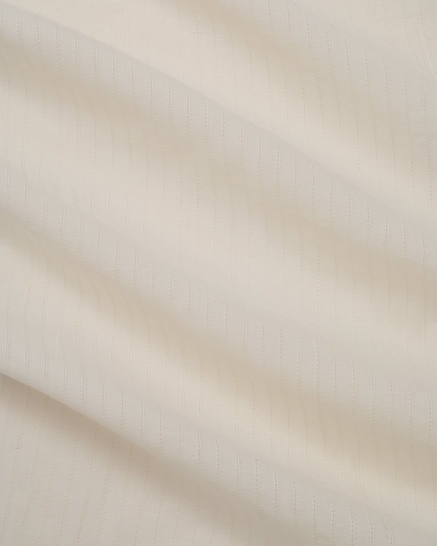 The Embroidered Cotton in Daisy