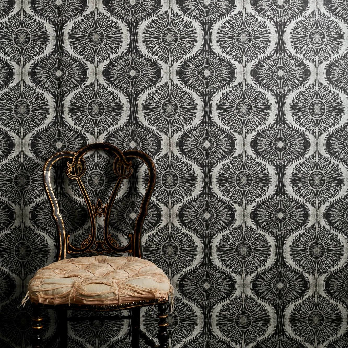 Bibana Pewter Wallpaper