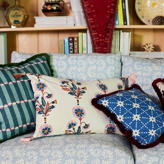 Cushion Brushed Fringe Stars in Blue