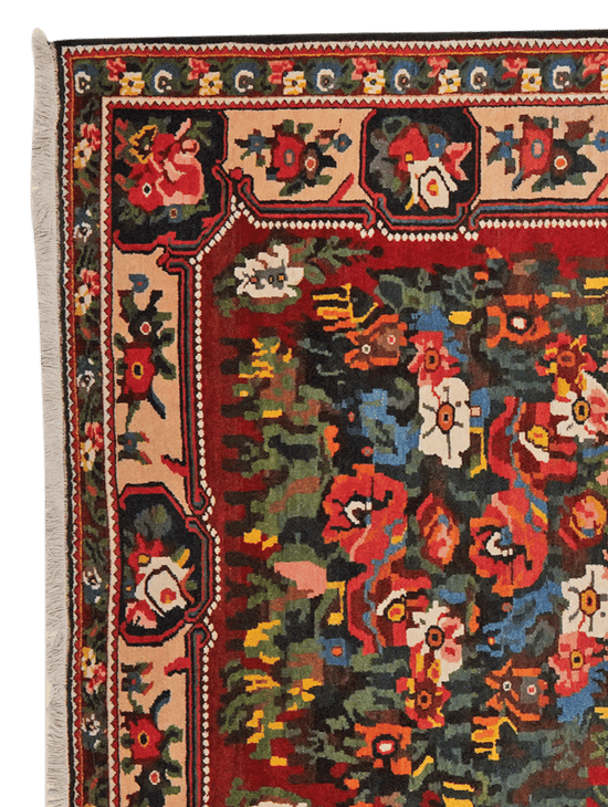Bakhtiar Carpet