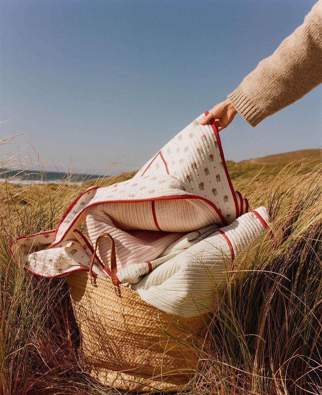 Blume Quilt - Red