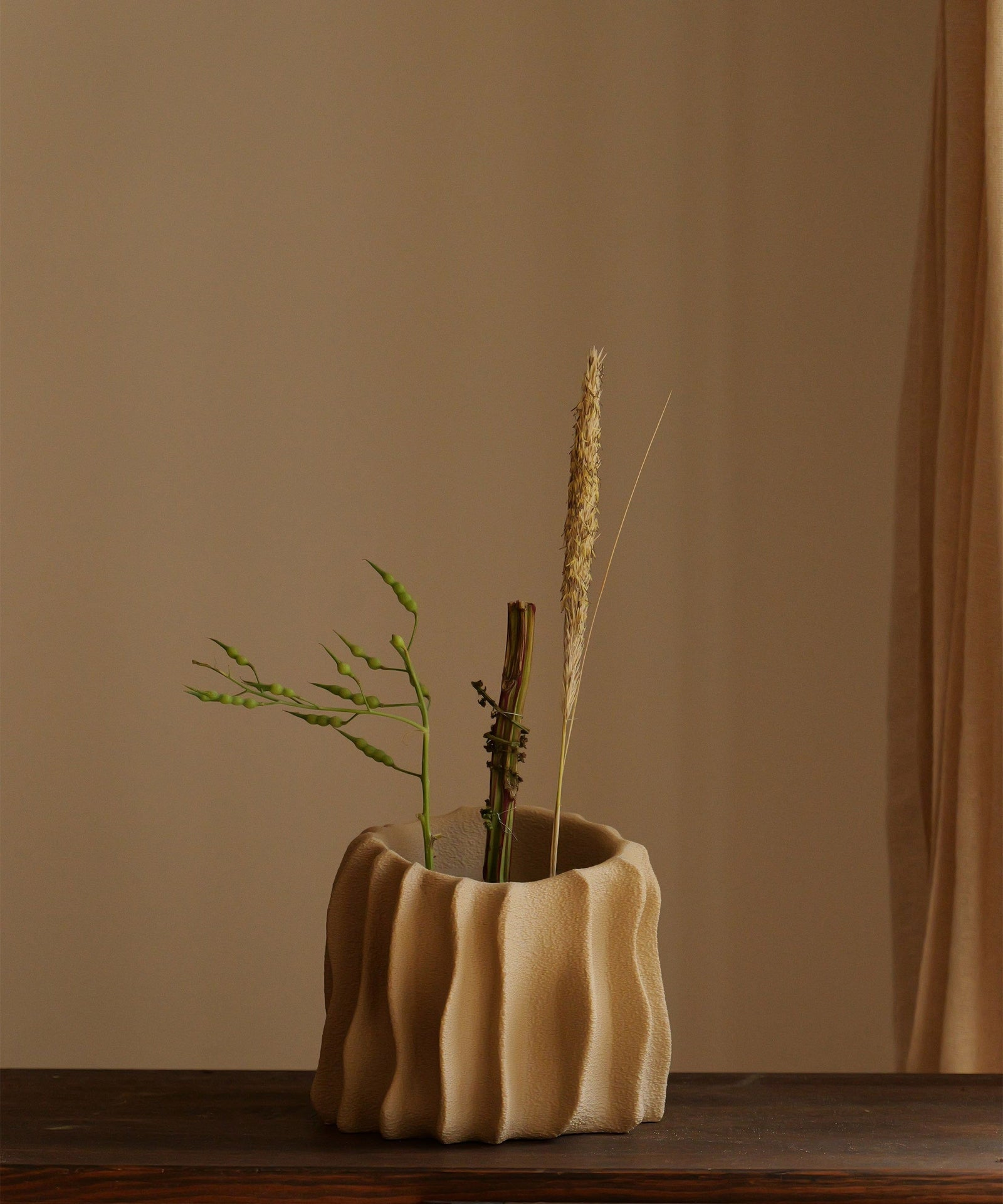 Kora | Plant Pot 01 | Oat