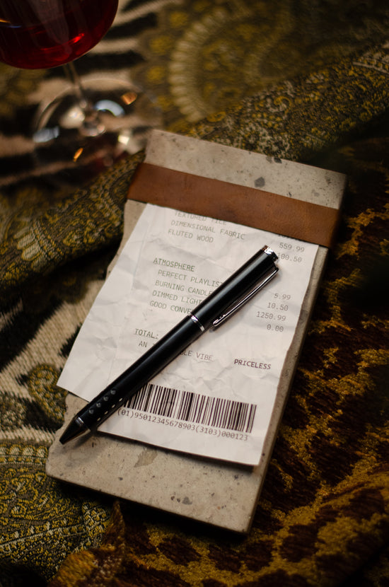 HOF Arte Check Presenter