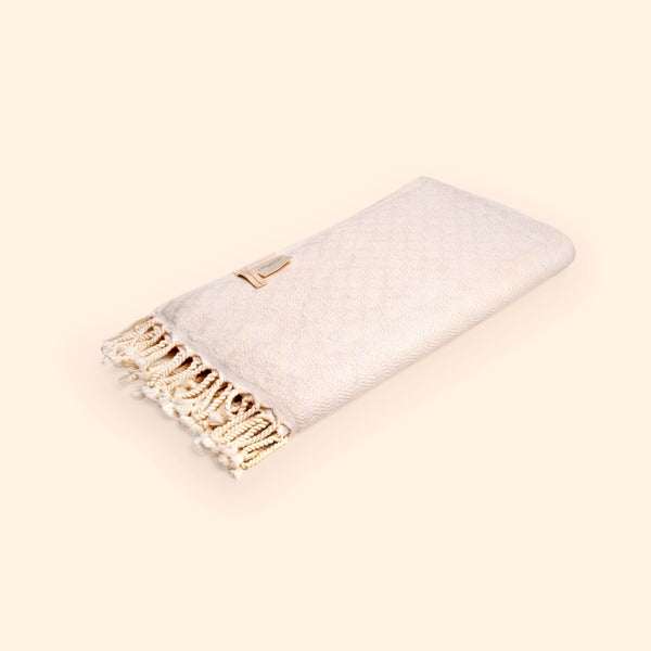 Modern Love Pure Cotton Bath Towel In Cream
