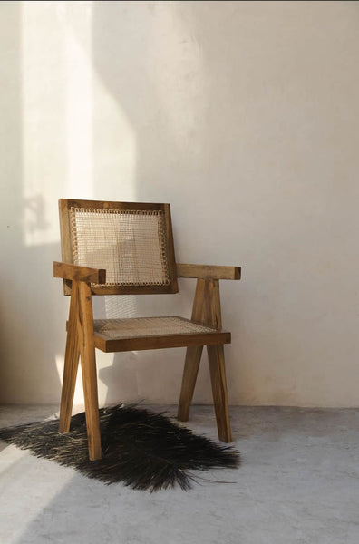 Piltra Chair