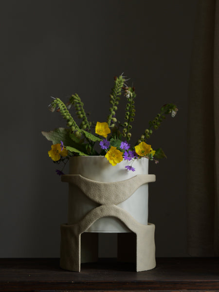 Node | Elevated Plant Pot 01 | Dune