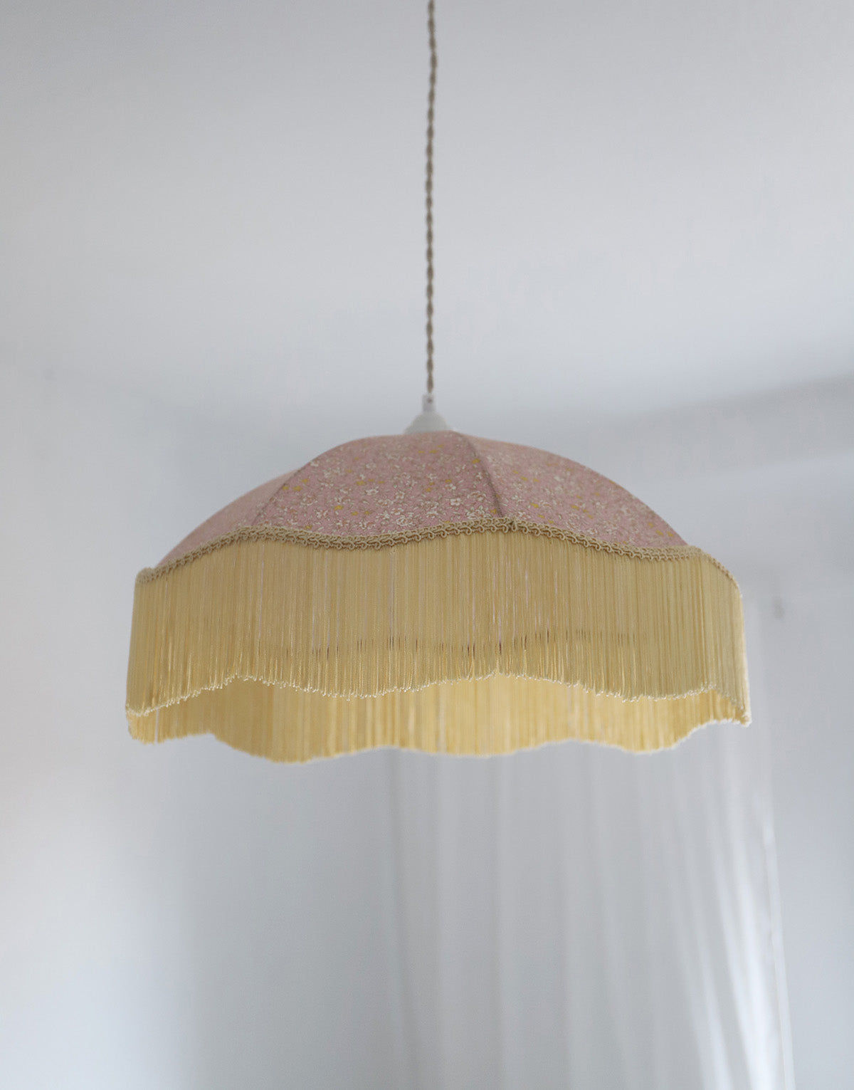 Vintage Umbrella Pendant Light with Print and Fringes – 45 cm