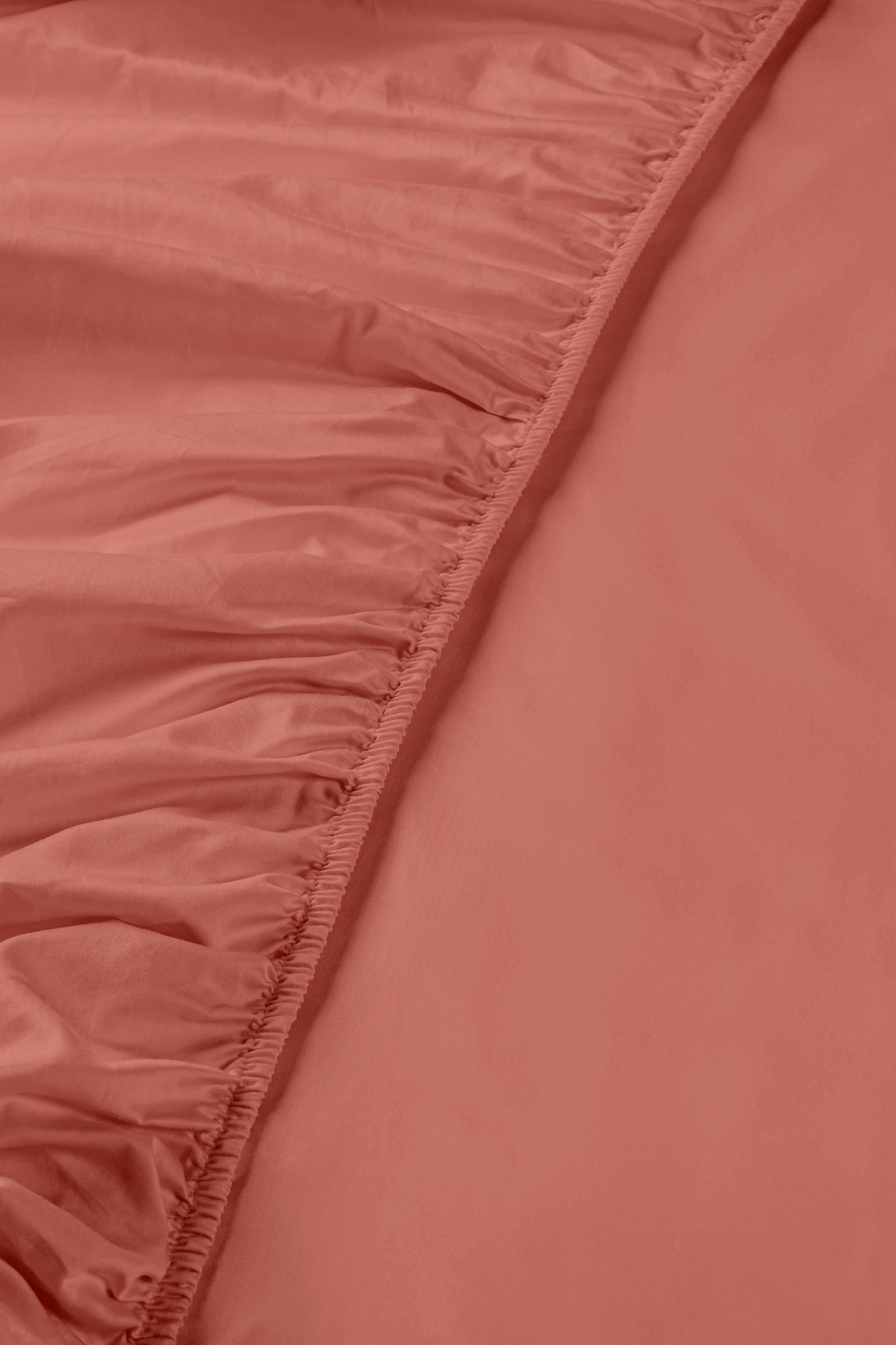 Sateen Organic Cotton Fitted Sheet - Bark Red