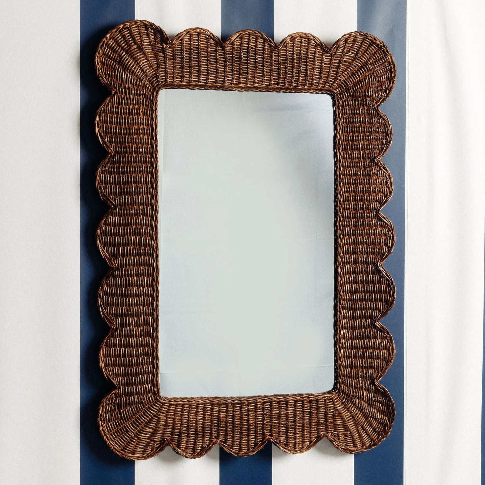 Mimi Scalloped Mirror Large (Teak)