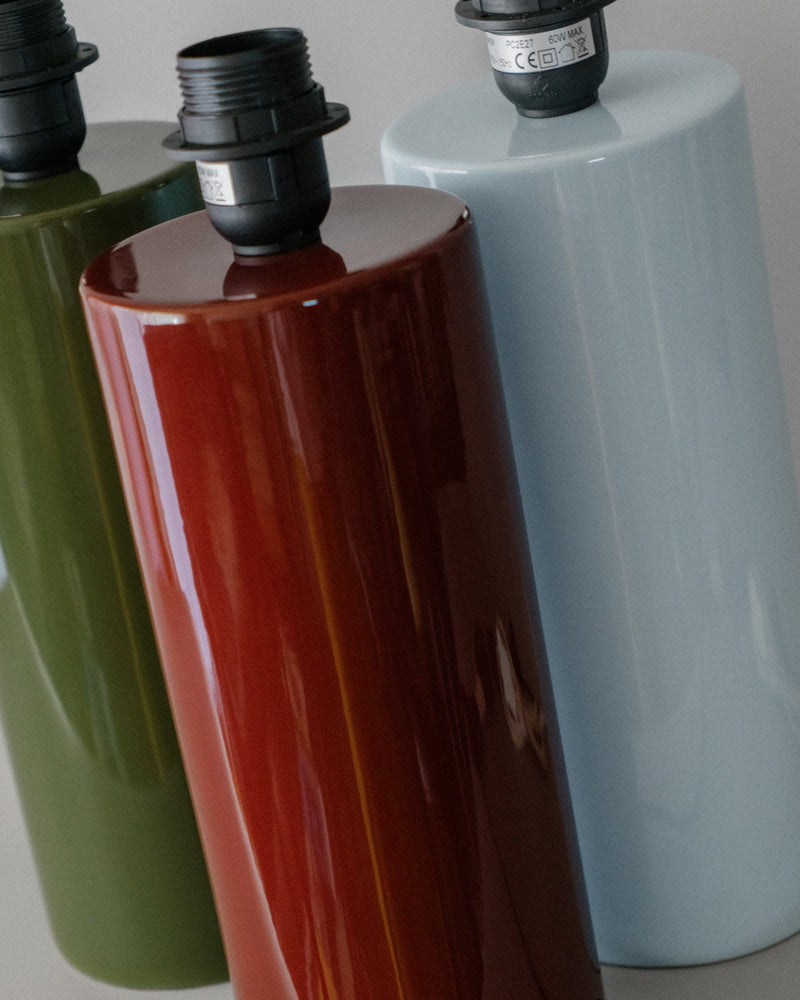 Giro Oxblood & Beige Table Lamp