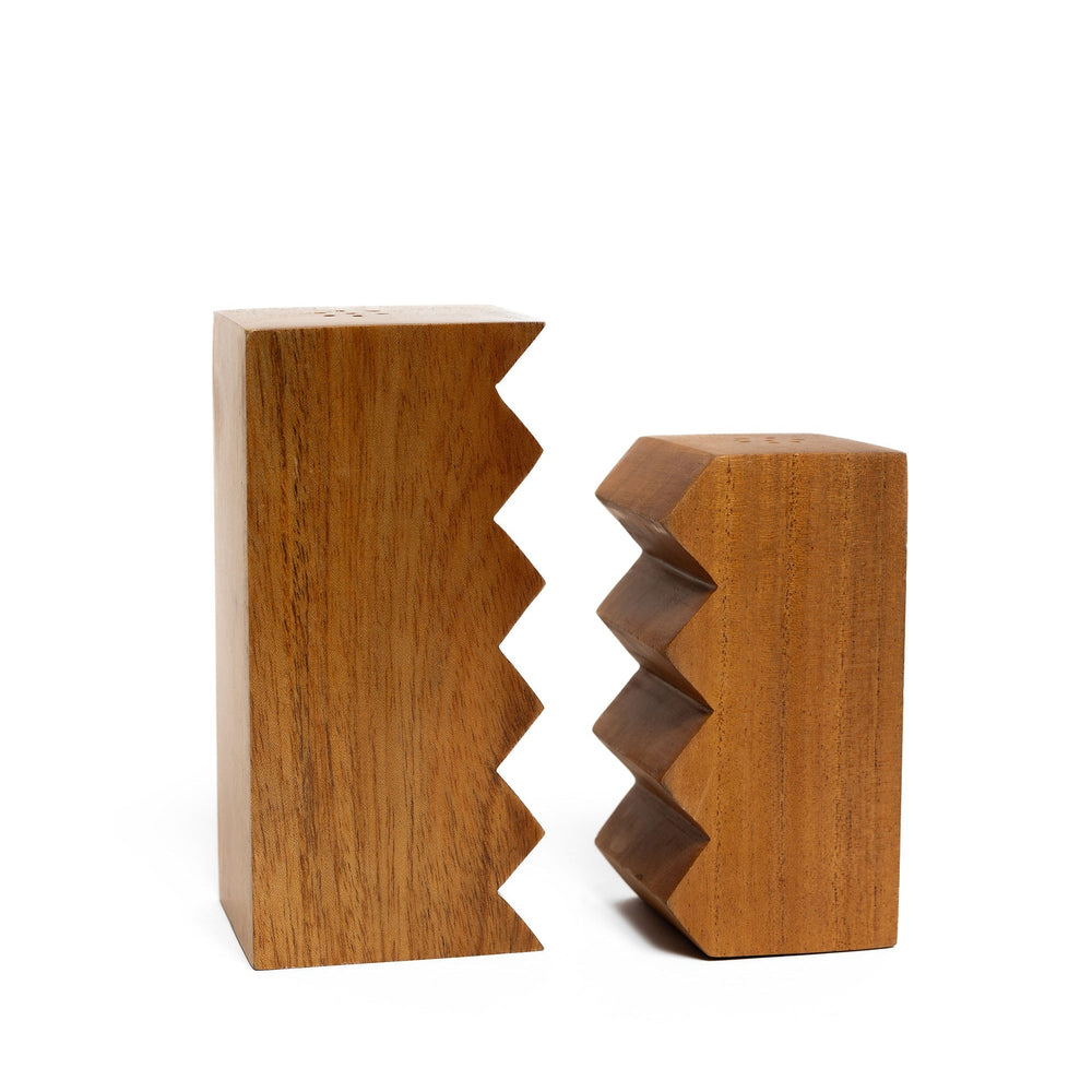 HOF Nido Salt and Pepper Shakers