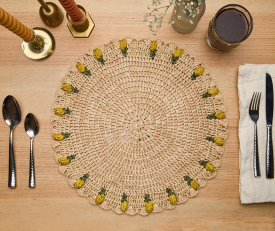 Handmade Tulip Placemat – Raffia Crochet Floral Table Mat