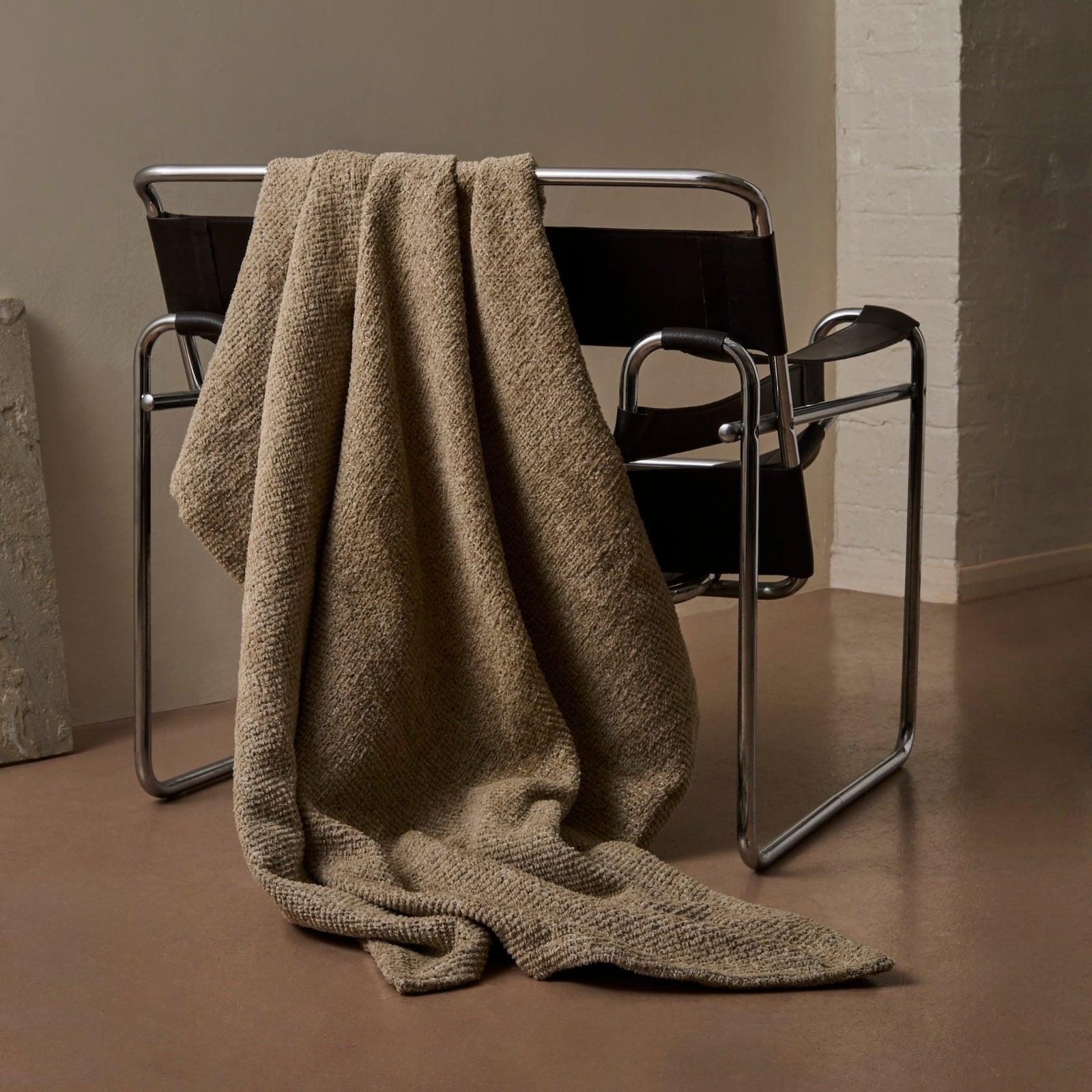 Plush Throw - Light Neutral