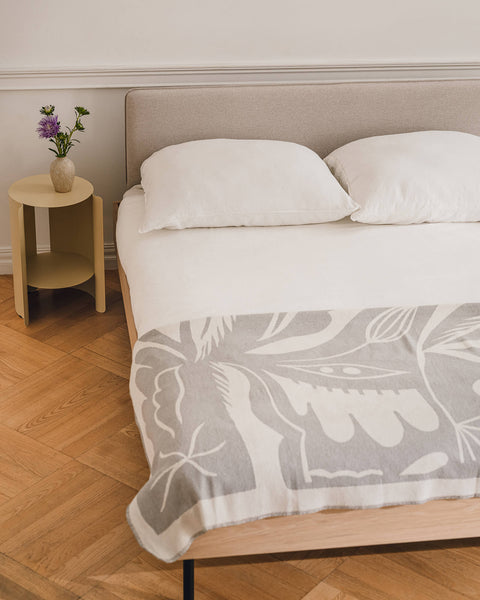 Lino Throw