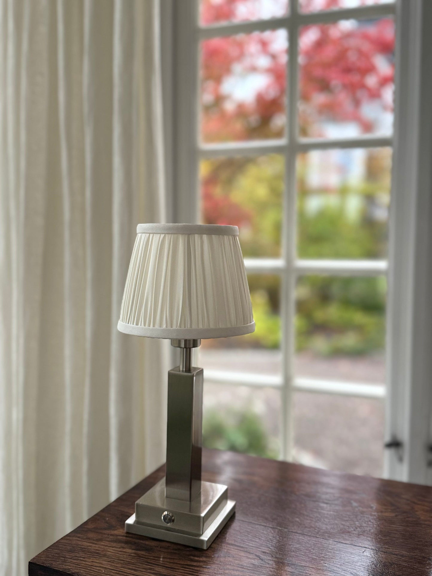 Von Norten Antibes Rechargeable Table Lamp