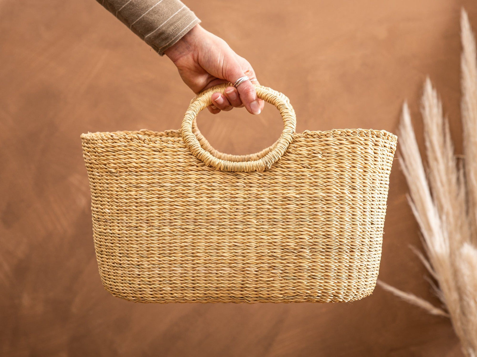 BUSUNU: Natural Woven Shopping Basket