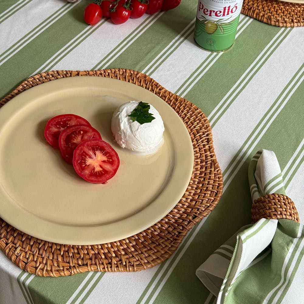 Handwoven Scalloped Rattan Placemat - Natural