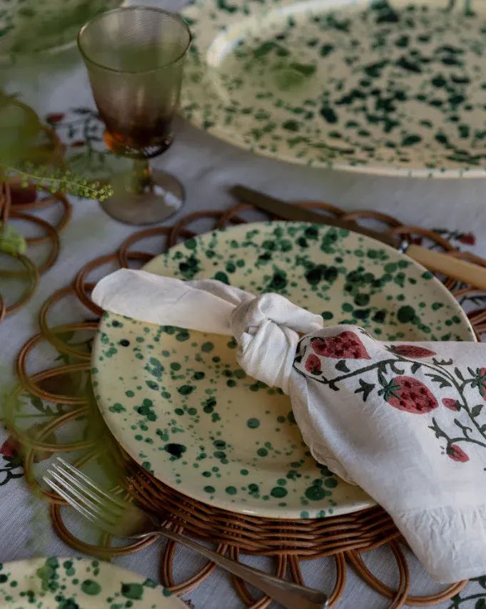Fraises Des Bois Napkins (Set of 4)