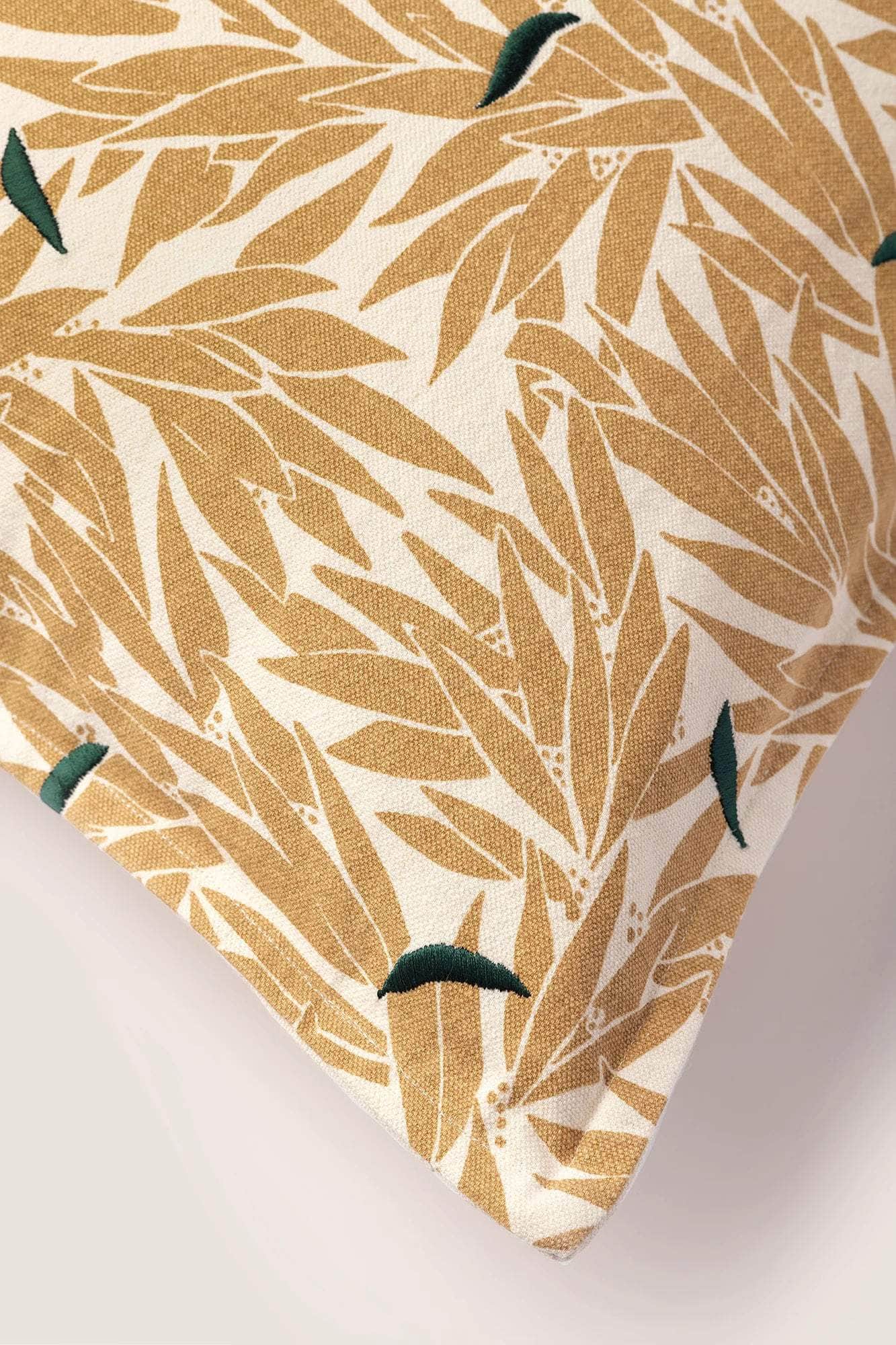 Cushion Yoko Sand