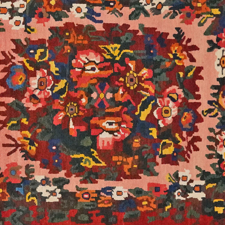 Bakhtiar Carpet