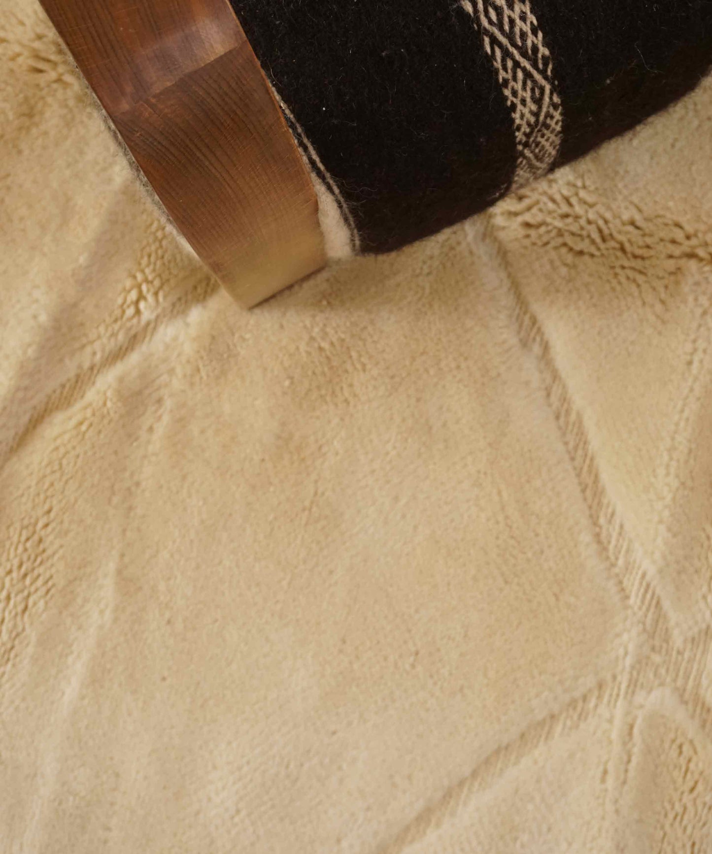 Balance Rug 255/ 160 cm