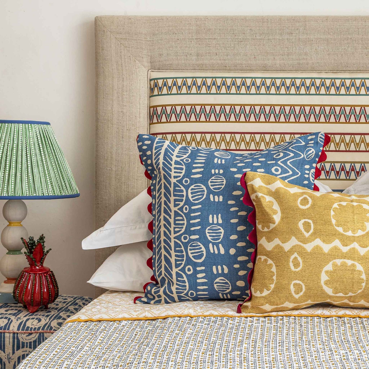 Osborne Gold Oblong Cushion