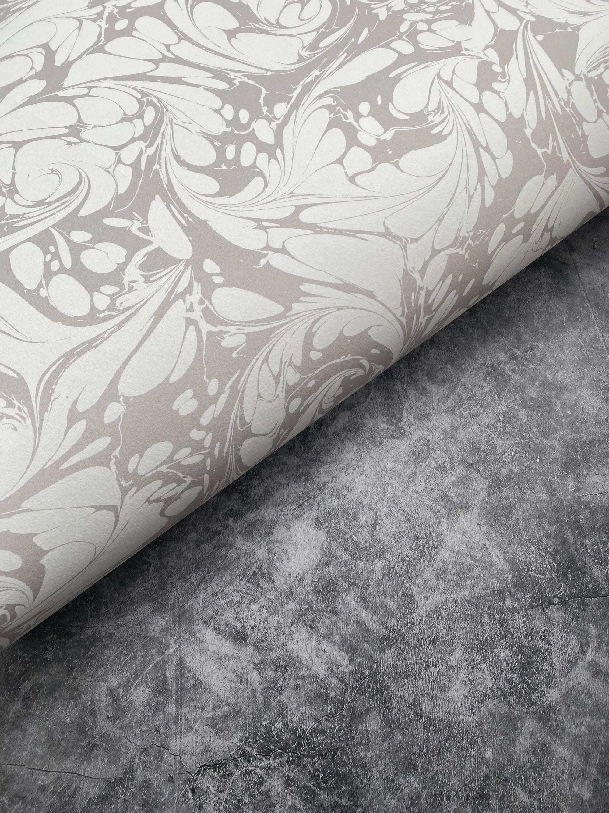 Marbled Wallpaper - 'Flourish' Col: Silver Ghost - Eco Non-Woven