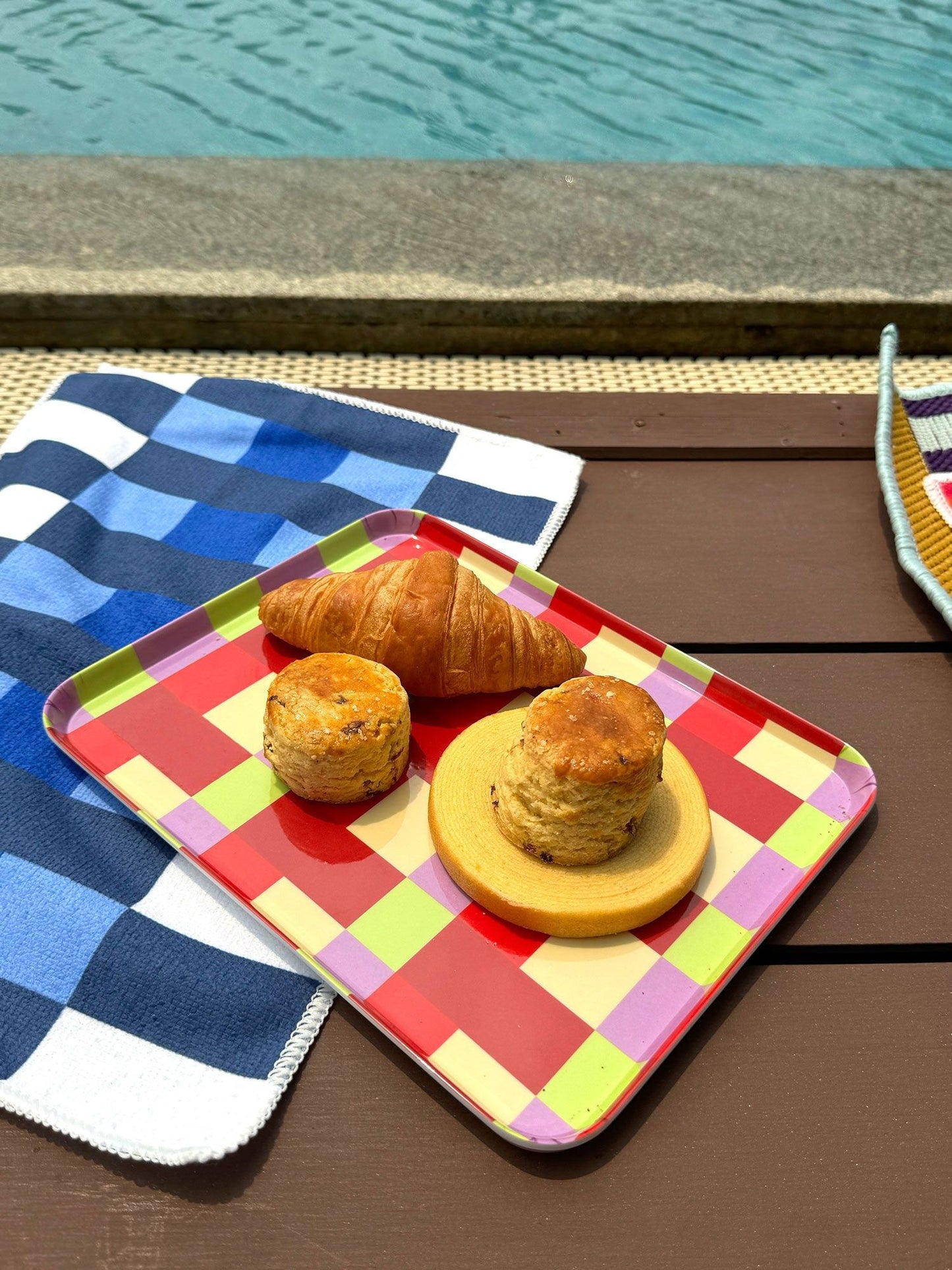 Plum Tray 26cm