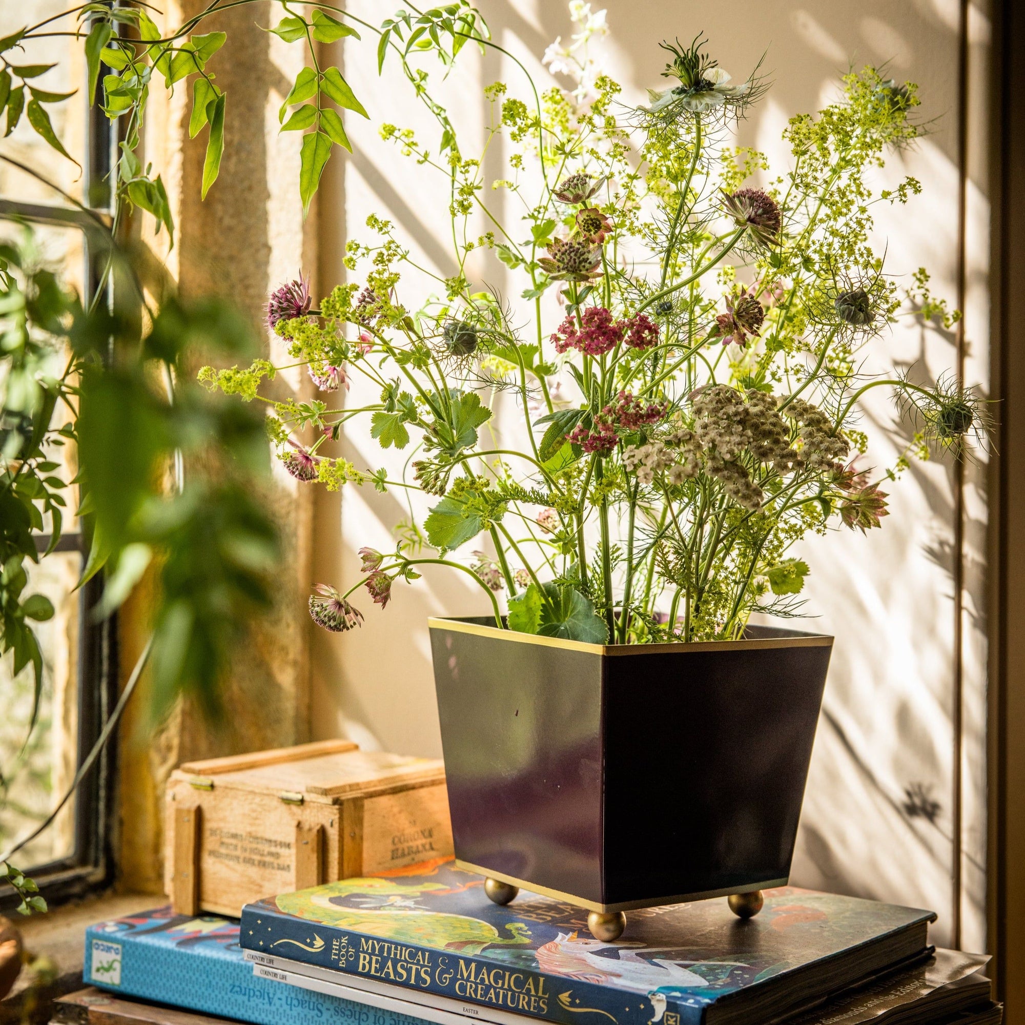 Square Planter | Small | Aubergine-
