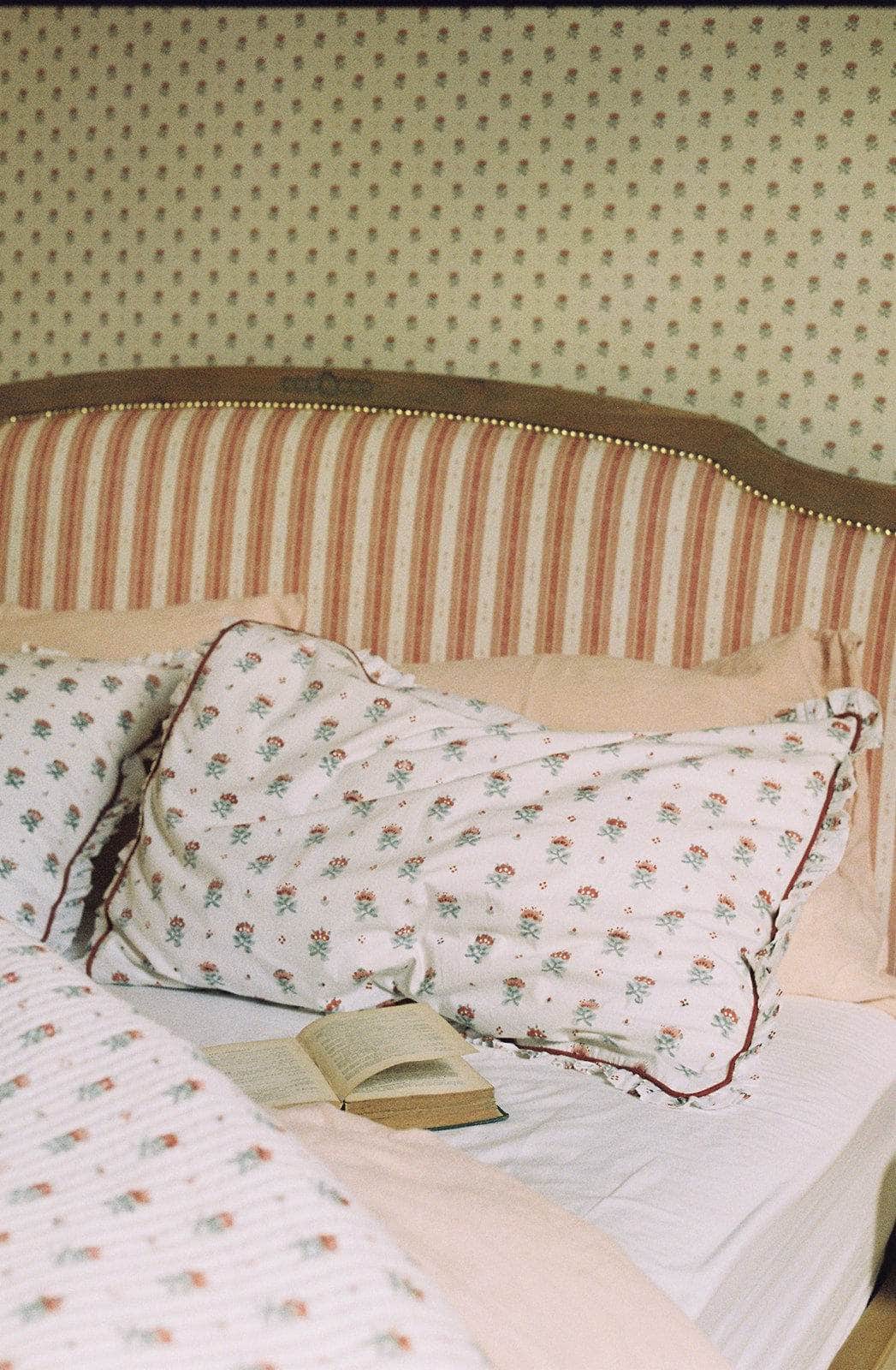 Blume Pillow Case